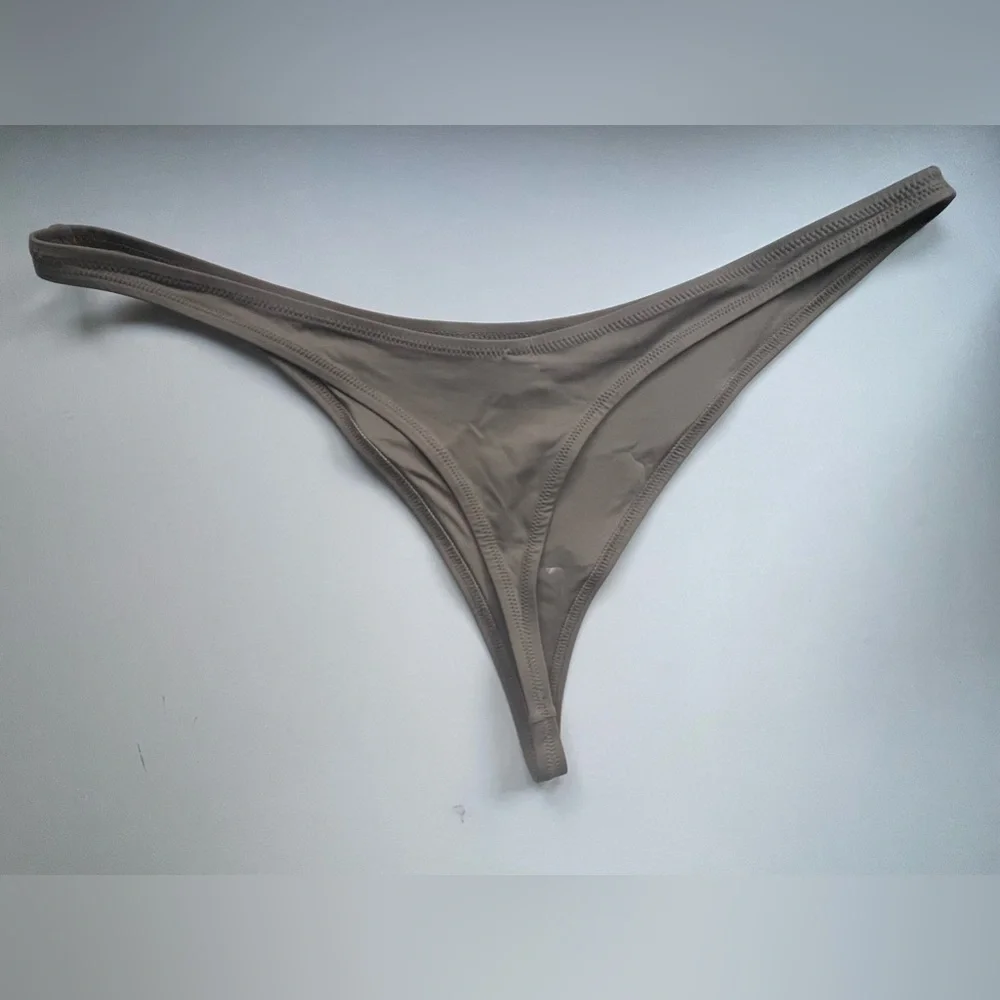Skim’s Signature Swim Thong Size 3X NWOT Desert Limited Edition Color